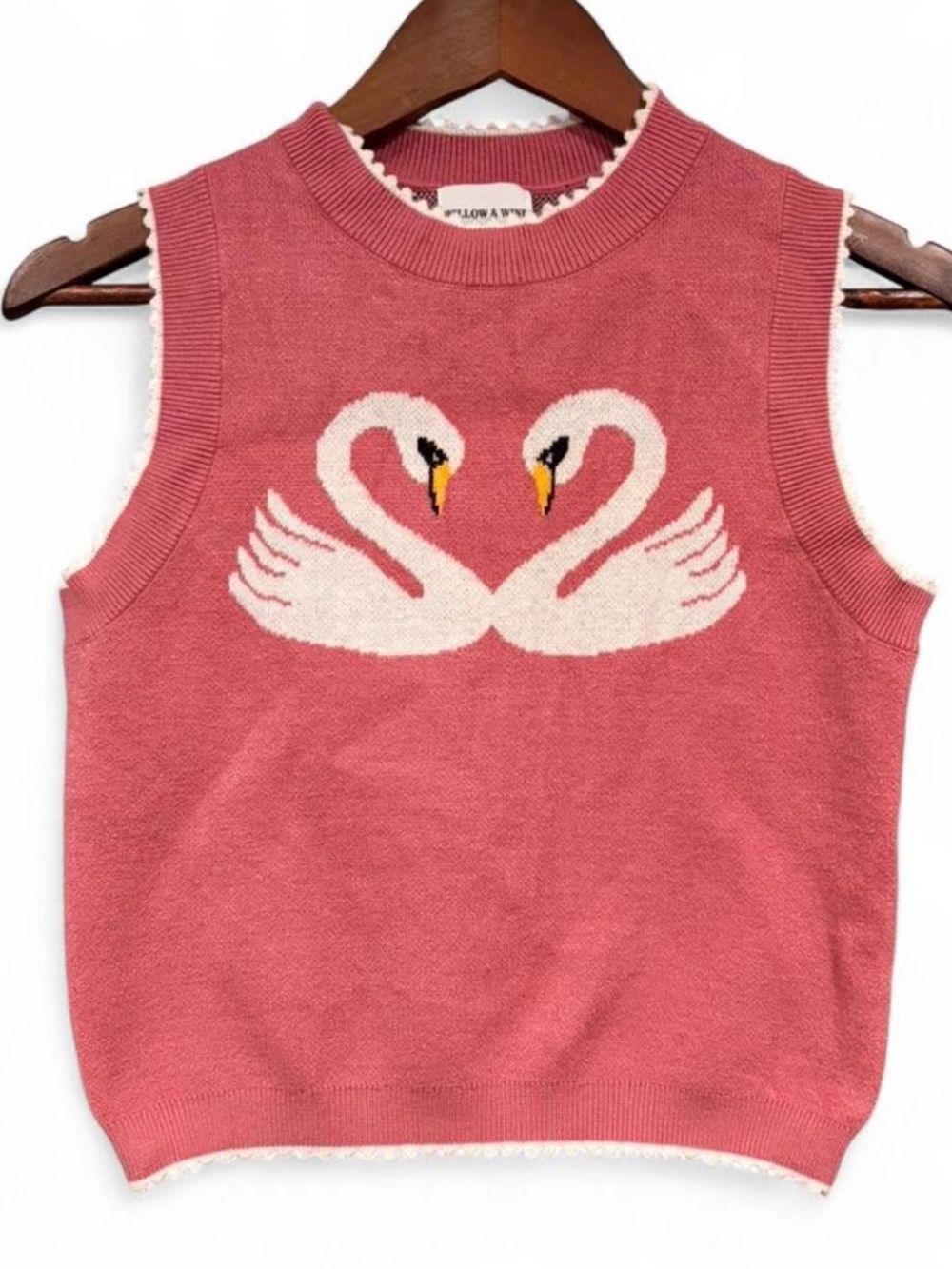 Willow & Wind Pink Swan Knit Tank | Medium
